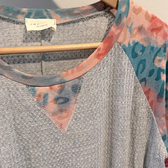 1.4.3. Story by Line Up Medium Pastel Abstract Animal Print Waffle Knit Top - Picture 2 of 8